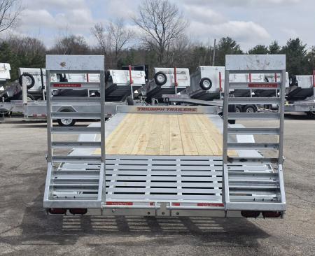 New 102X20+4 GALVANIZED DRIVE OVER EQUIPMENT TRAILER HYDRAULIC JACK 8 K AXLES 2026 TRIUMPH