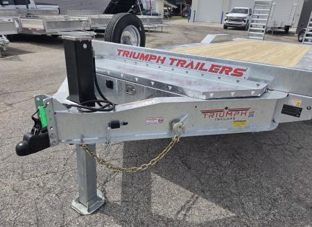 New 102X20+4 GALVANIZED DRIVE OVER EQUIPMENT TRAILER HYDRAULIC JACK 8 K AXLES 2026 TRIUMPH