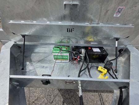 New 102X20+4 GALVANIZED DRIVE OVER EQUIPMENT TRAILER HYDRAULIC JACK 8 K AXLES 2026 TRIUMPH