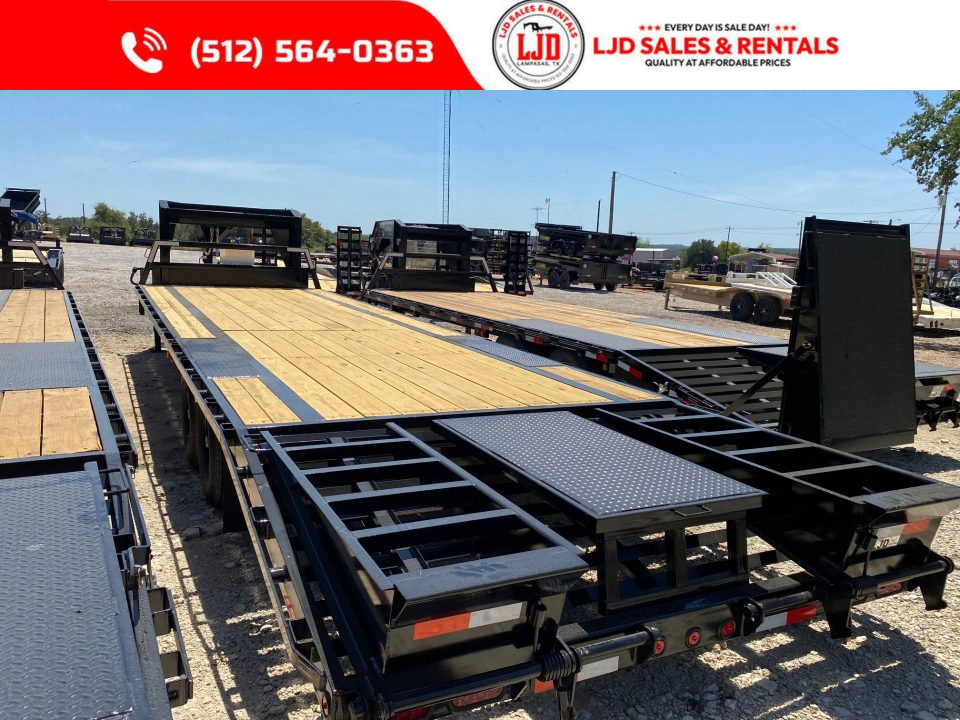 New 2027 Coffee Creek MFG 102" x 30' Gooseneck Flatbed Deckover Trailer