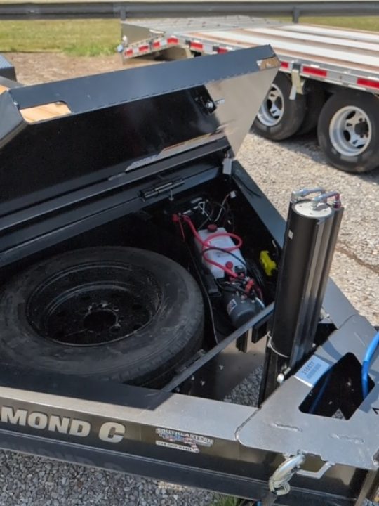 New 2026 Diamond C Trailers HDT208S - Pacesetter Tilt Trailer