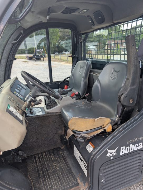 Used 2016 Bobcat TOOLCAT 5600 Hi-Flow Tractor