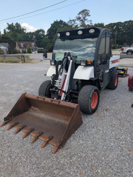 Used 2016 Bobcat TOOLCAT 5600 Hi-Flow Tractor