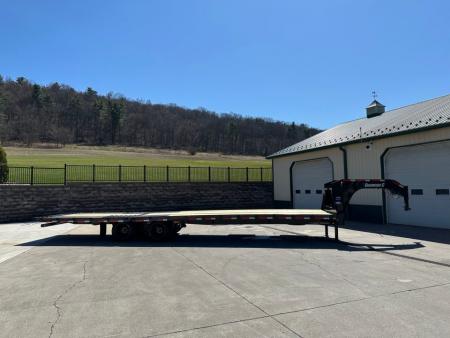 New Diamond C FMAX212 35' Gooseneck w/Hydraulic Dovetail - Pacesetter Edition