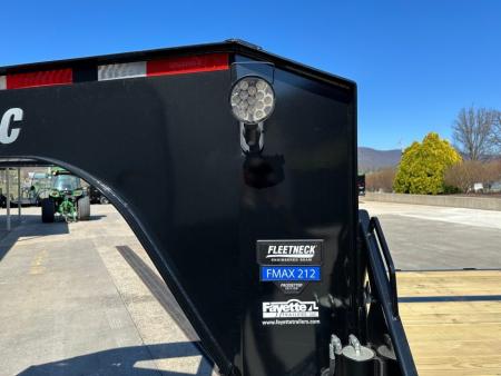 New Diamond C FMAX212 35' Gooseneck w/Hydraulic Dovetail - Pacesetter Edition