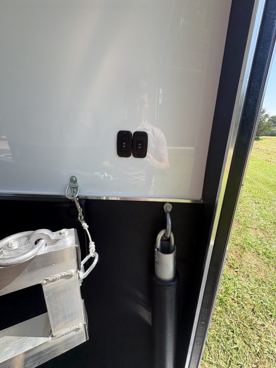 New 2027 Homesteader Trailer 214FB Horse Trailer