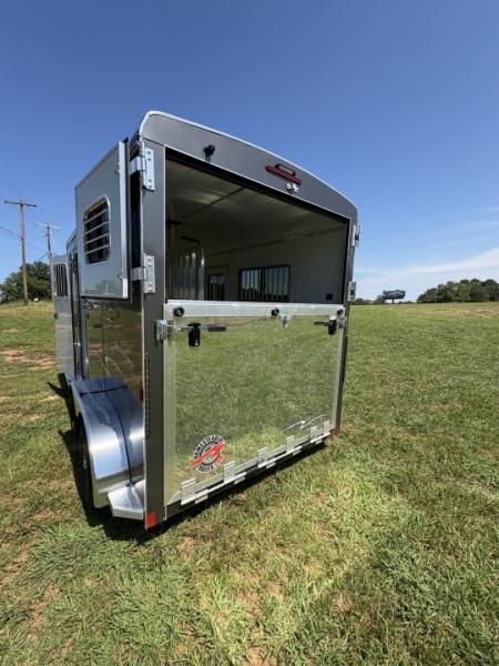 New 2027 Homesteader Trailer 214FB Horse Trailer