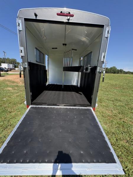New 2027 Homesteader Trailer 214FB Horse Trailer