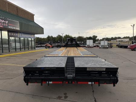 New #392782 2027 LOAD TRAIL GP 32 X 102 DUAL TANDEM LOW-PRO 30K GOOSENECK W/ UNDER FRAME BRIDGE & PIPE BRIDGE