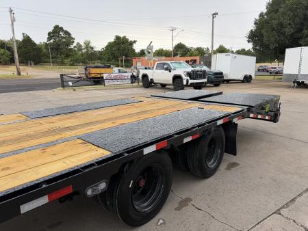 New #392782 2027 LOAD TRAIL GP 32 X 102 DUAL TANDEM LOW-PRO 30K GOOSENECK W/ UNDER FRAME BRIDGE & PIPE BRIDGE