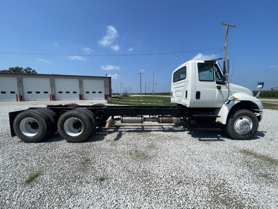 Used 2016 International 4400 Truck