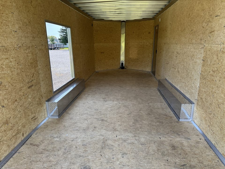 2027 E-Z Hauler photo 3