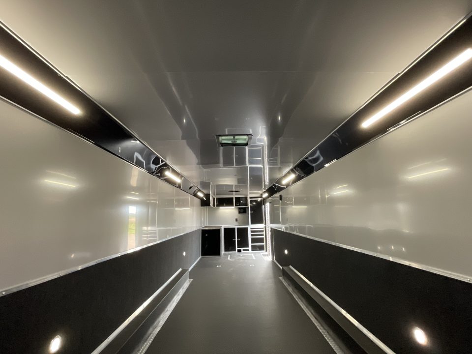 2027 Haulmark EGP8534R4 photo 9