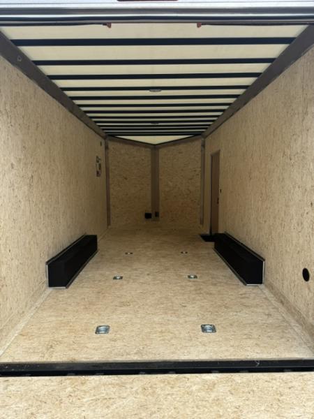 New 8.5 x 18 Look Element Se V-Nose Car Hauler 10k / Enclosed Car Trailer