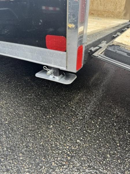 New 8.5 x 18 Look Element Se V-Nose Enclosed Cargo 10k
