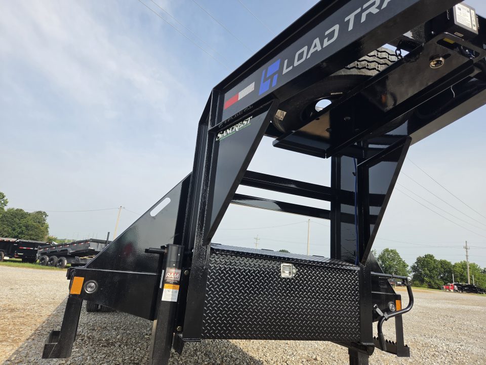 New 2027 Load Trail 102X32 TANDEM LO-PRO GOOSENECK W/12K AXLES 14PLY TIRES & MAX RAMPS