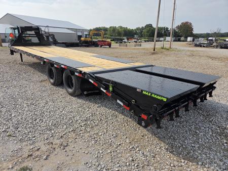New 2027 Load Trail 102X32 TANDEM LO-PRO GOOSENECK W/12K AXLES 14PLY TIRES & MAX RAMPS