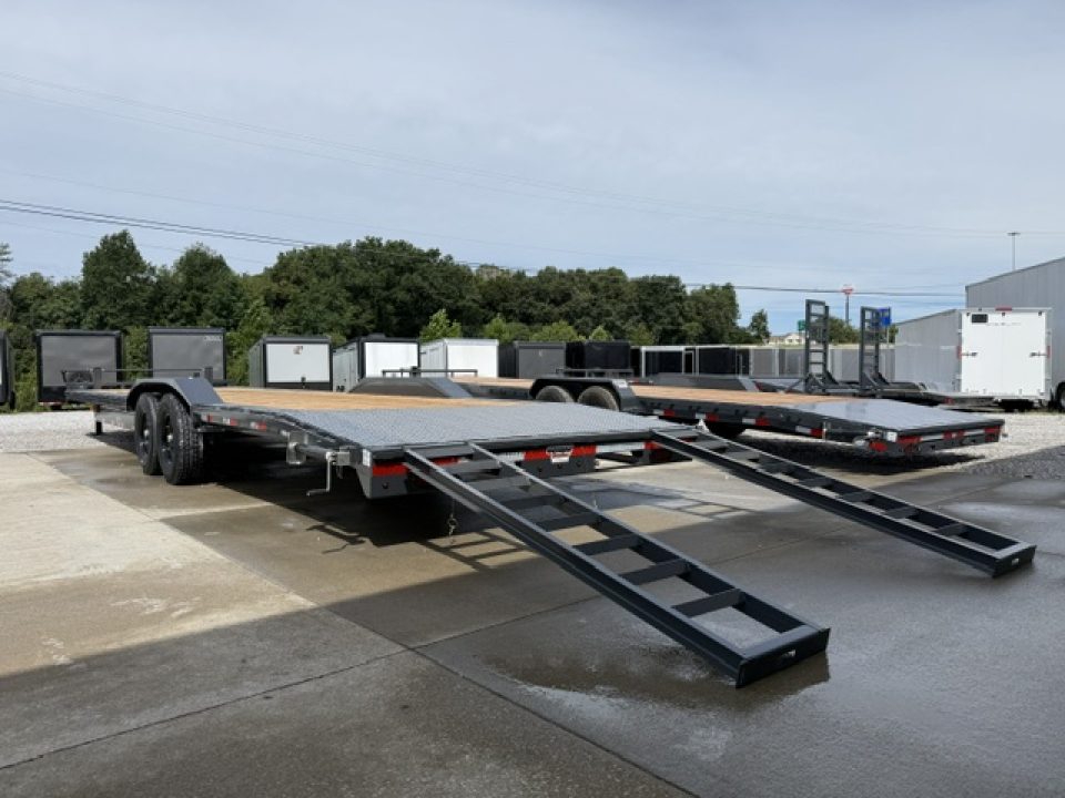 New Lamar Car Hauler 102x32 14K W/4' Dovetail, Tool Box & Winch Plate