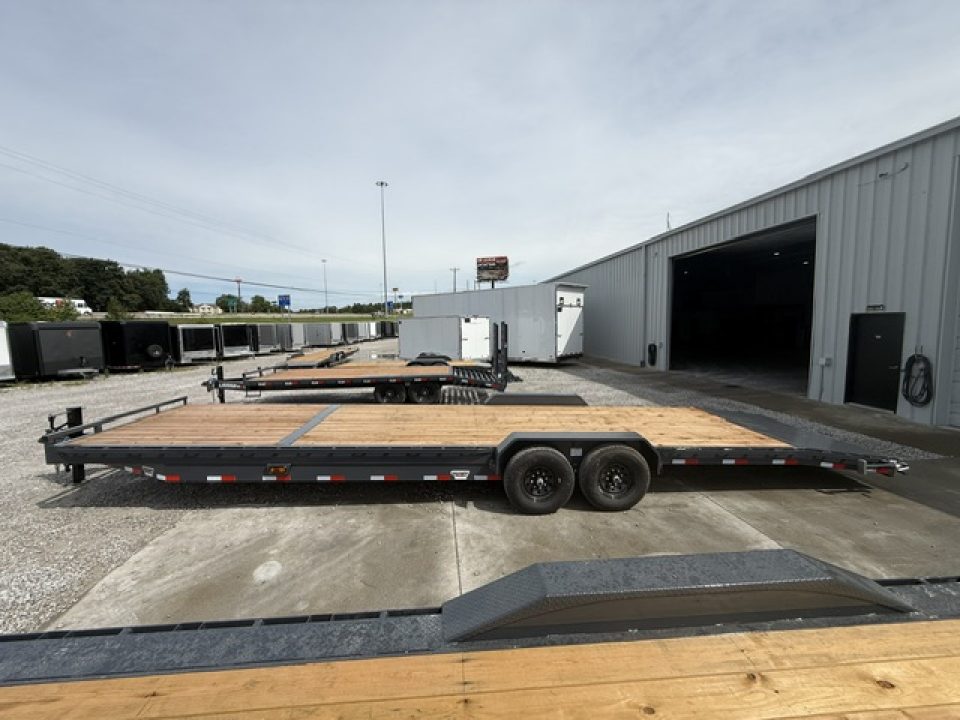New Lamar Car Hauler 83x32 14k W/ 4' Dovetail