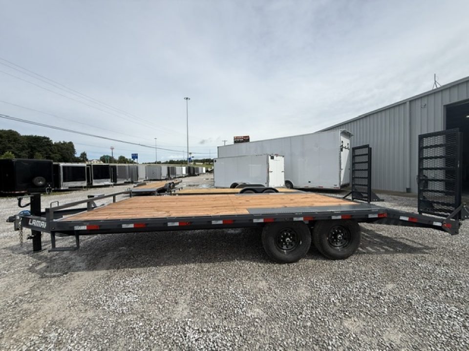 New Lamar Deck-Over 102x20 14K W/ 4' Dovetail & Stand Up Ramps