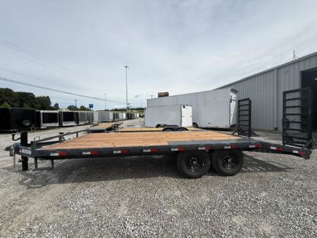 New Lamar Deck-Over 102x20 14K W/ 4' Dovetail & Stand Up Ramps