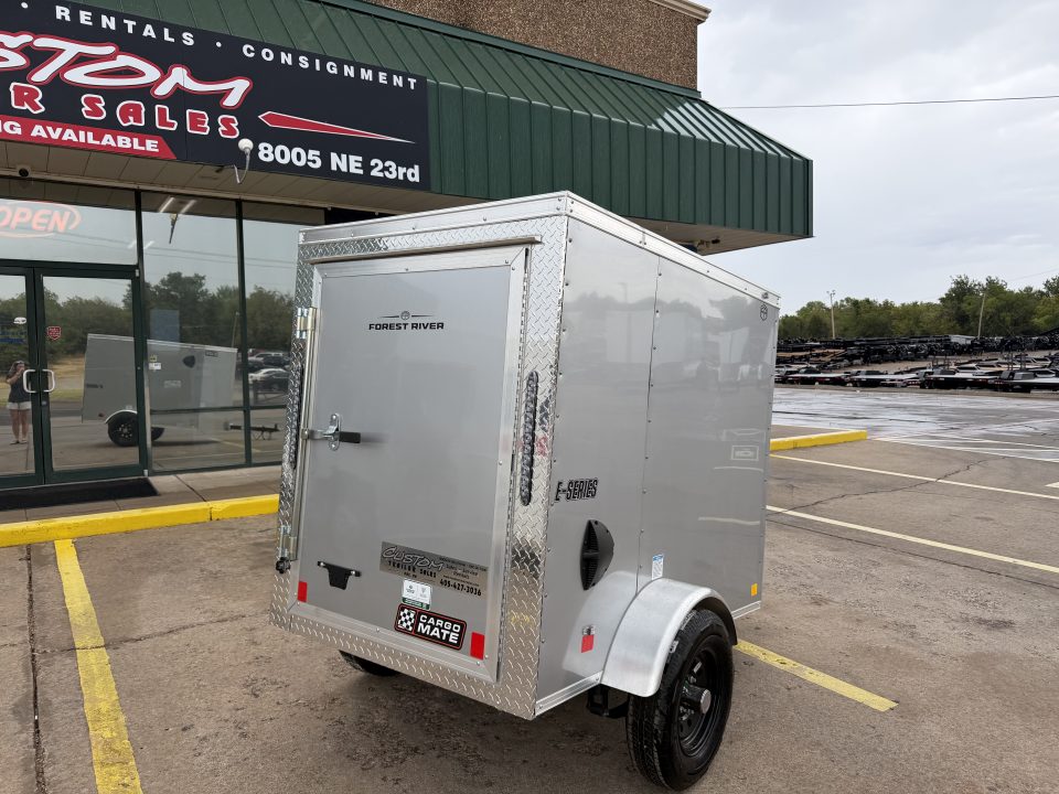 4×6 Enclosed Cargo Trailer photo 3
