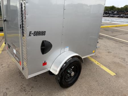 New #097934 2027 FOREST RIVER SA 4 X 6 SINGLE AXLE ENCLOSED 2K W/ REAR BARN DOOR