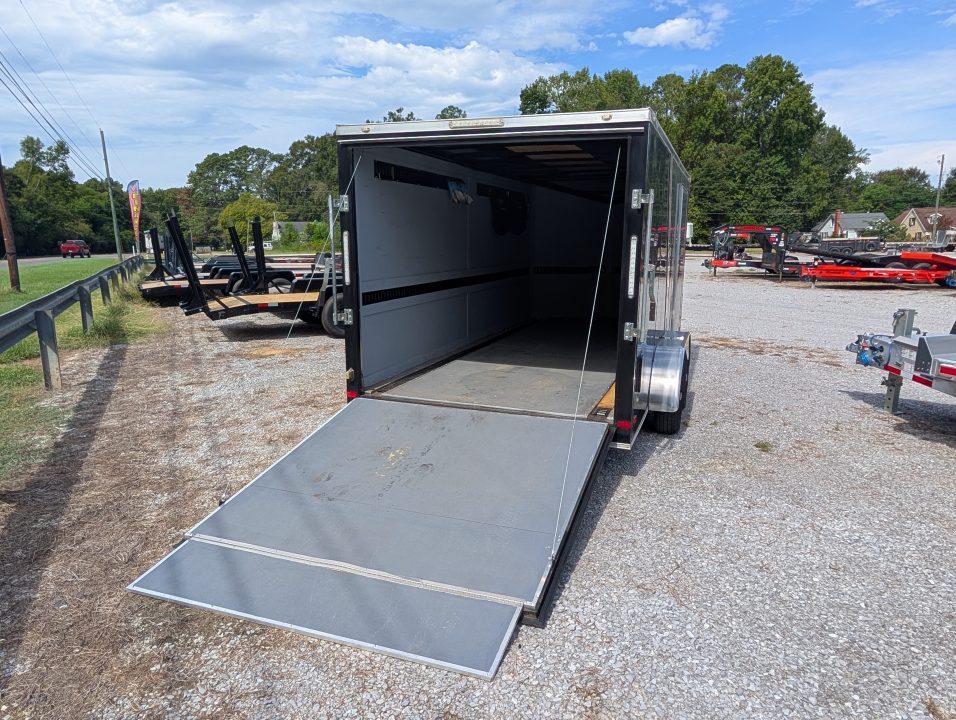 2018 Covered Wagon photo 4