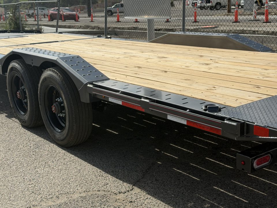 New 2027 Diamond C HXD 102"x24' - 23K Equipment Tilt Trailer