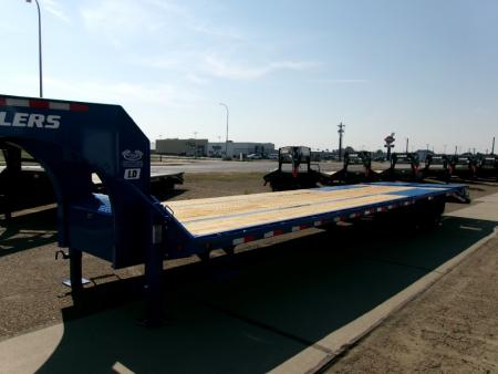 New 2027 PJ Trailers LDQ32D2BSWB-JA01 Flatbed Trailer