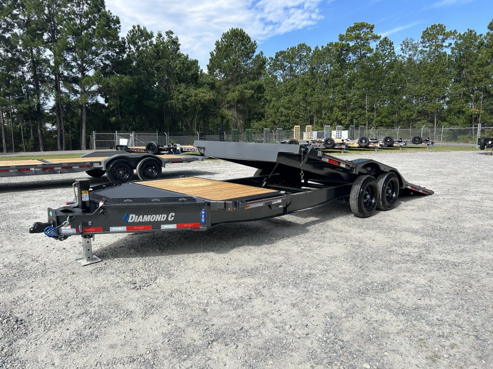 New 2027 Diamond C HXD Tilt Trailer, Drive Over Fender, Tilt Equipment Trailer with 8K Axles, (18ft + 4ft )