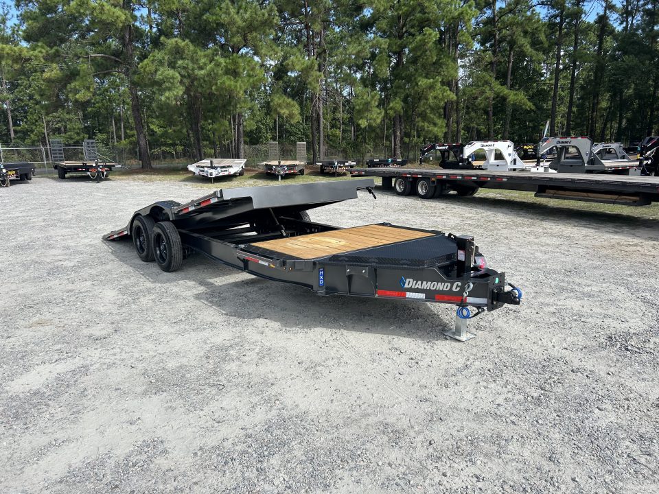New 2027 Diamond C HXD Tilt Trailer, Drive Over Fender, Tilt Equipment Trailer with 8K Axles, (18ft + 4ft )