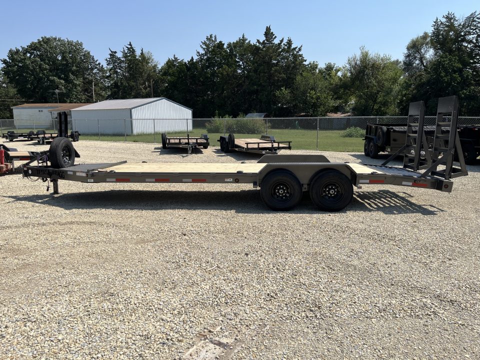 New 2026 Texas Bragg Trailers 83"x22' Boss Equipment Trailer