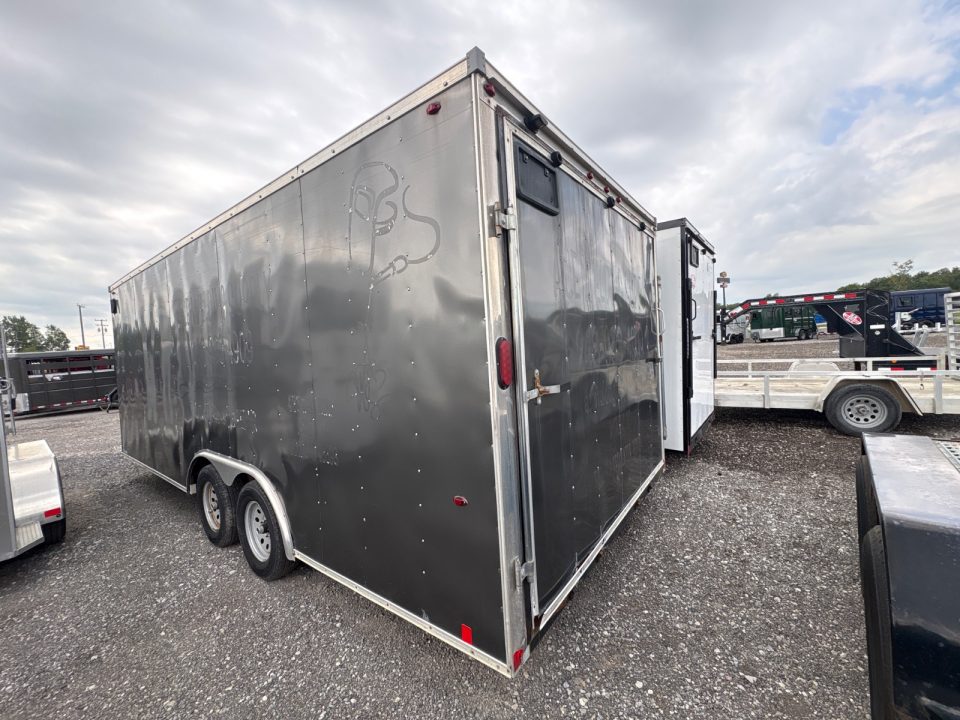 2018 Interstate Trailers photo 6
