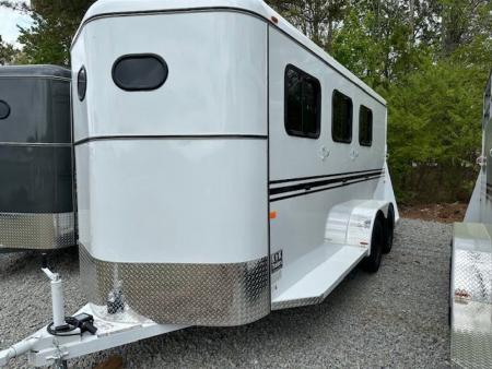 New 2027 Bee 3 Horse Slant Load BP Drops Horse Trailer