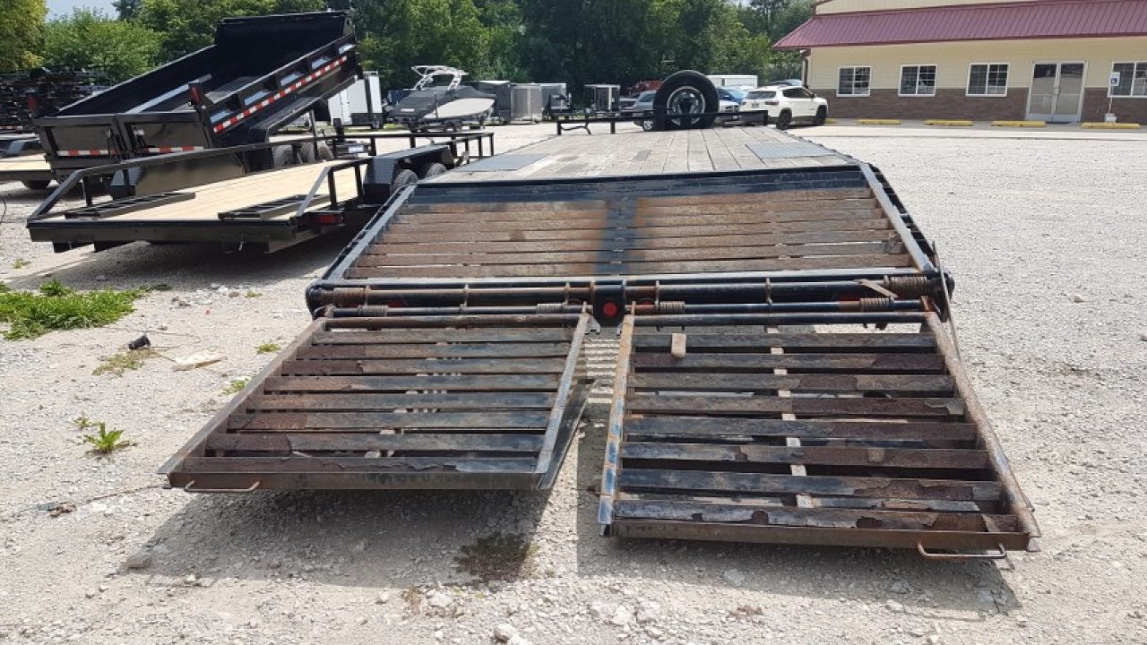 Used 2020 PJ Trailers 8.5 x 24 Deckover 14K Equipment Trailer