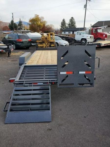 New 2027 Iron Bull 83x18 14k Equipment Trailer