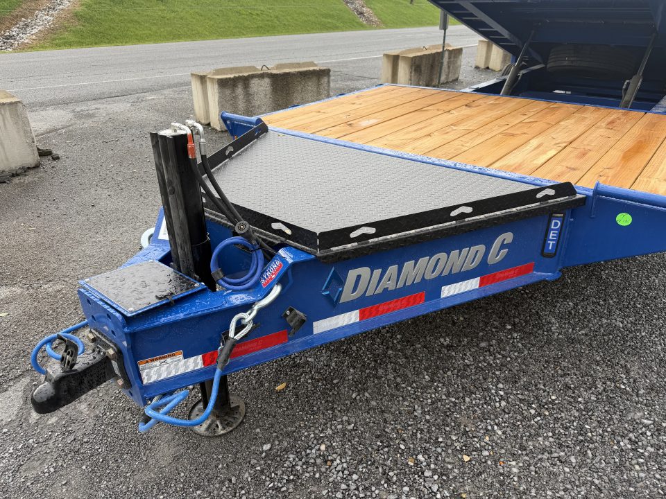 New 2026 Diamond C DET210 DECK OVER POWER TILT **ABS BRAKES** HYDRO JACK , SOLAR CHARGER,WIRELESS REMOTE