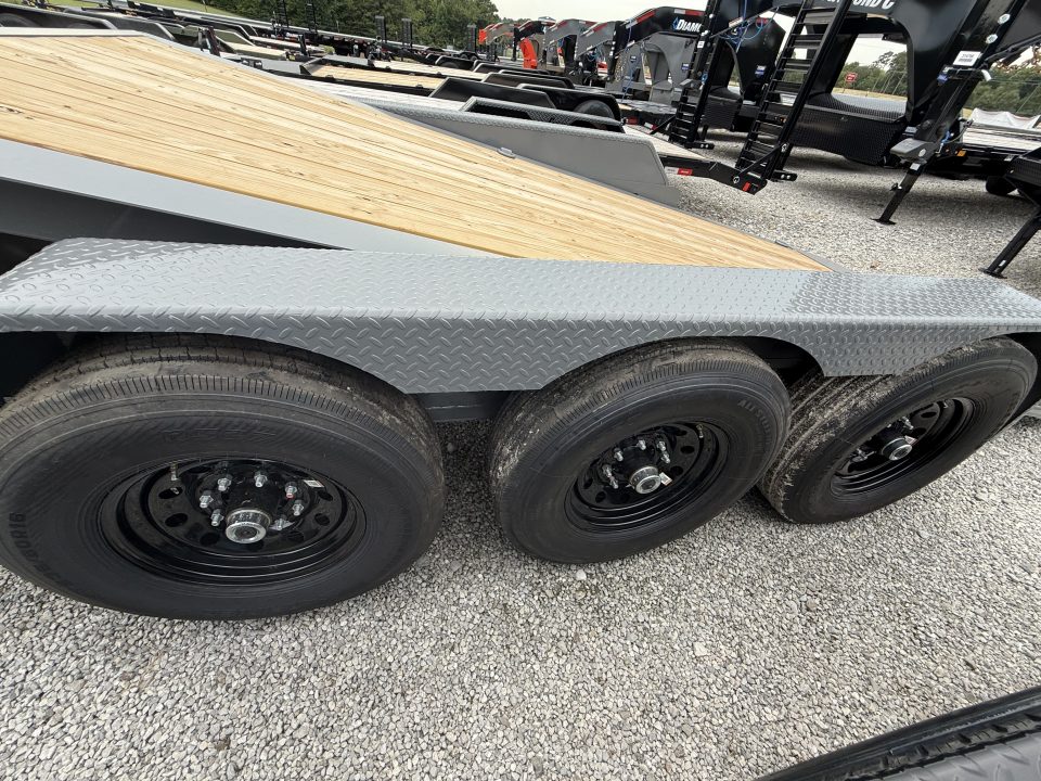 New 2027 Diamond C HDT 307 24’ Tilt Trailer, 24K GVWR, ABS BRAKES, 2SPD DROP LEG JACK, 14 PLY TIRES REMOVABLE FENDERS