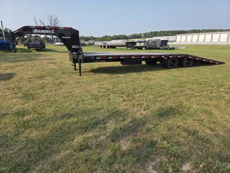 Used 2023 Diamond C 102X32 FMAX210 W/12' HYDROTAIL & 14PLY TIRES