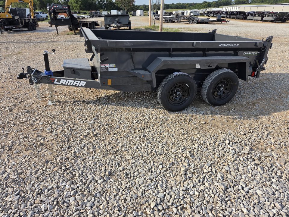 New 2027 Lamar 60X10 TANDEM 7K DUMP W/18" SIDES & SPREADER GATE