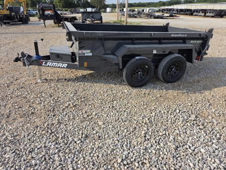 New 2027 Lamar 60X10 TANDEM 7K DUMP W/18" SIDES & SPREADER GATE