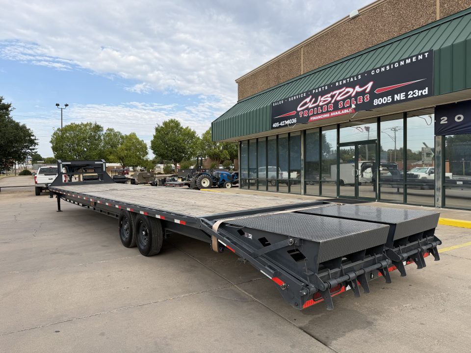 Used #151021 USED 2026 LAMAR FS 40 X 102 14K DECKOVER GOOSENECK W/ RHINO RAMPS