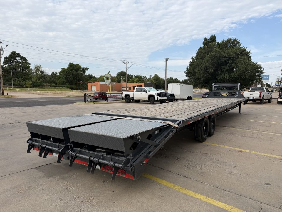 Used #151021 USED 2026 LAMAR FS 40 X 102 14K DECKOVER GOOSENECK W/ RHINO RAMPS
