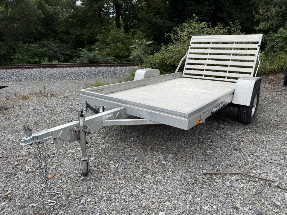 Used **USED** 2018 ALUMA 6810H - TAILGATE Utility Trailer