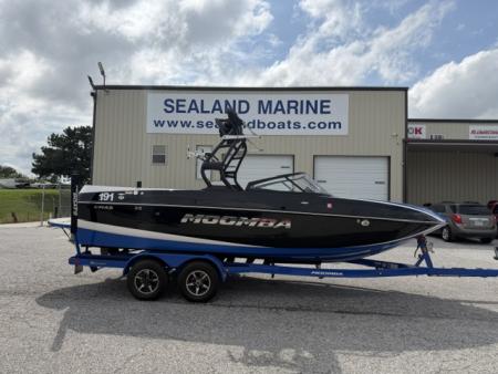 Used 2020 MOOMBA CRAZ Surf Boat
