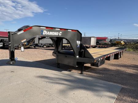 New 2027 Diamond C Trailers FMAX212 HDT 35X102 Gooseneck