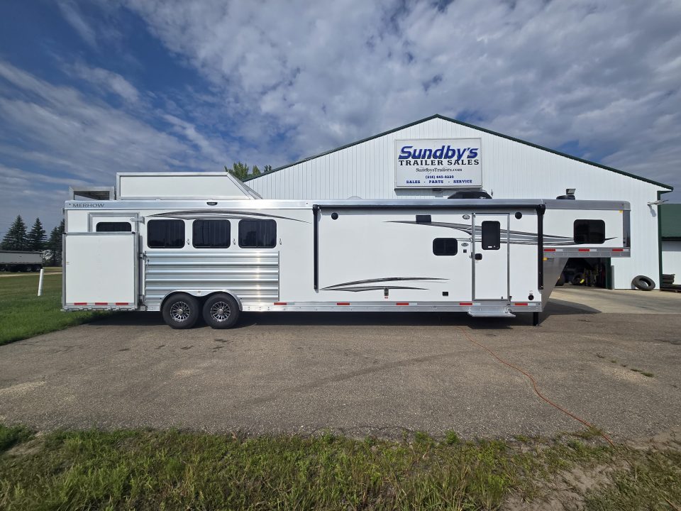 New 2027 Merhow Stampede 4 Horse Sideload