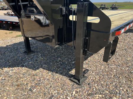 New 2027 Midsota 36' Gooseneck Hydraulic Tail Flatbed Trailer