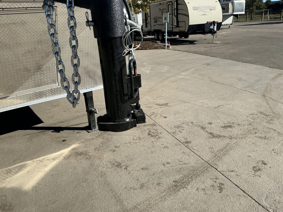 New 2027 H&H Trailers 8.5x24CRCHGNV-140 Cargo / Enclosed Trailer